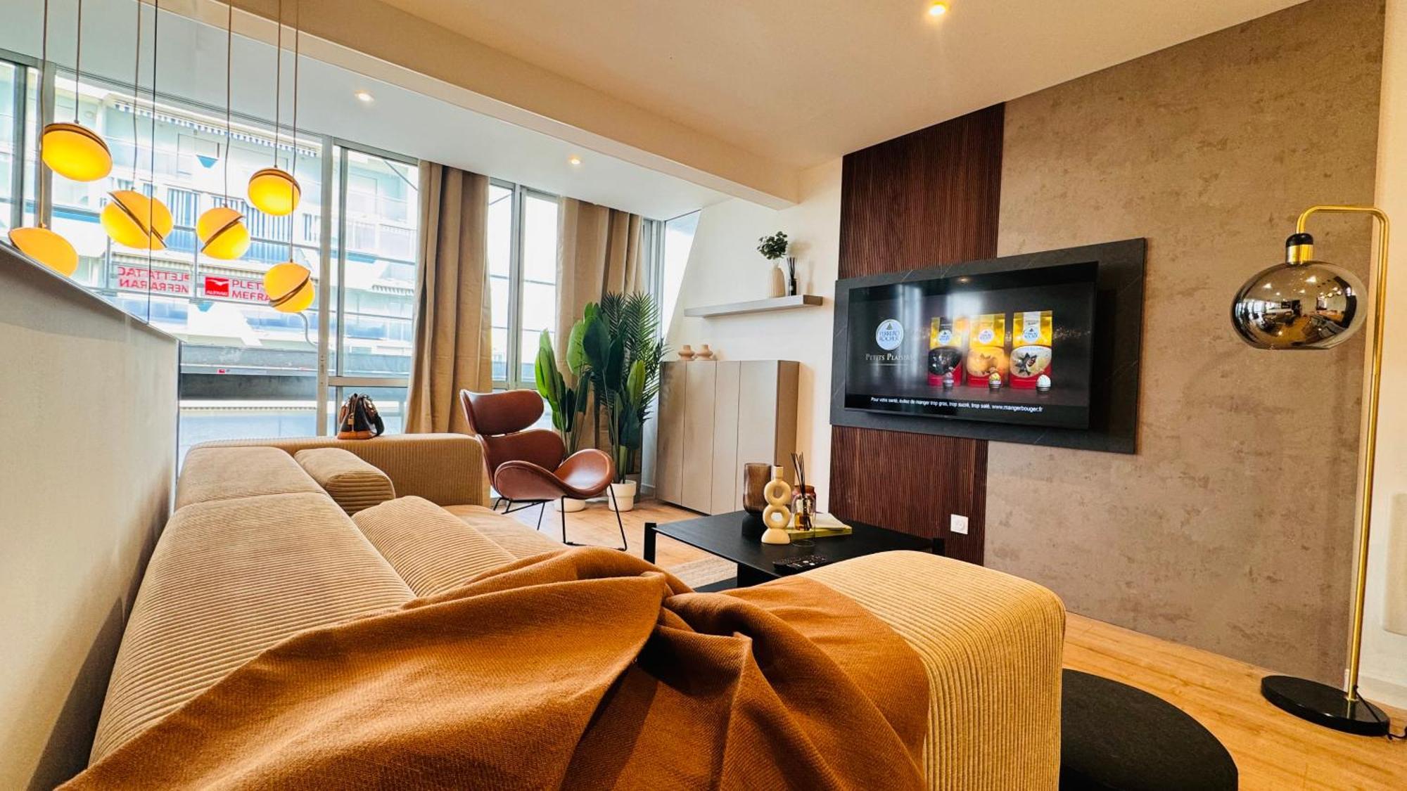 Appartement 50M De La Plage Et Toutes Commodites, Plein Centre Ville Et Silencieux La Grande Motte Extérieur photo
