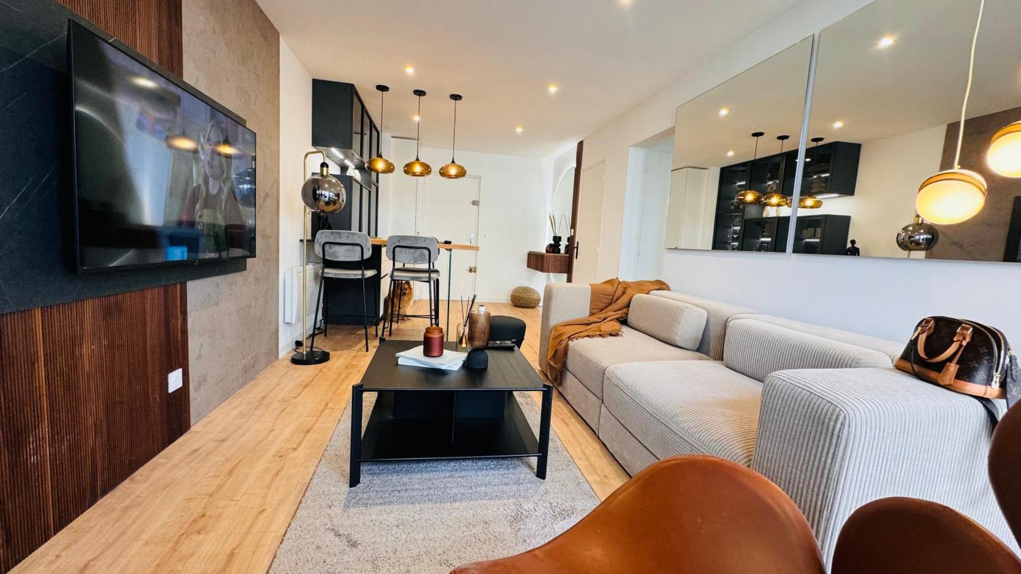 Appartement 50M De La Plage Et Toutes Commodites, Plein Centre Ville Et Silencieux La Grande Motte Extérieur photo
