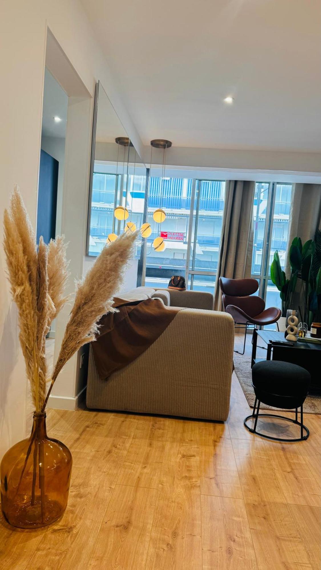 Appartement 50M De La Plage Et Toutes Commodites, Plein Centre Ville Et Silencieux La Grande Motte Extérieur photo